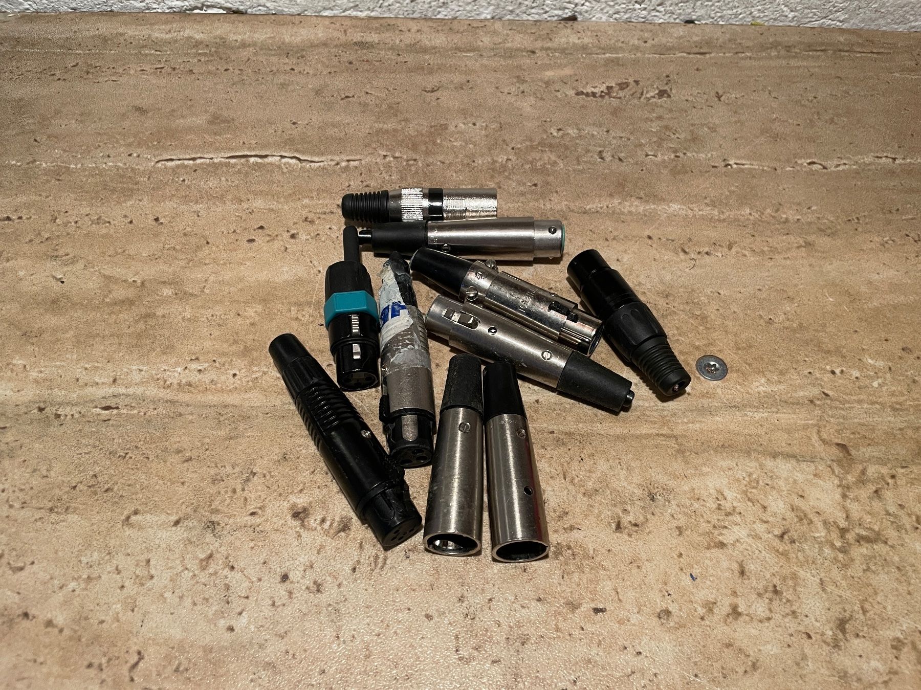 Cavi: XLR Stecker – Usato da Ehrendingen venduto da Cyrilf99