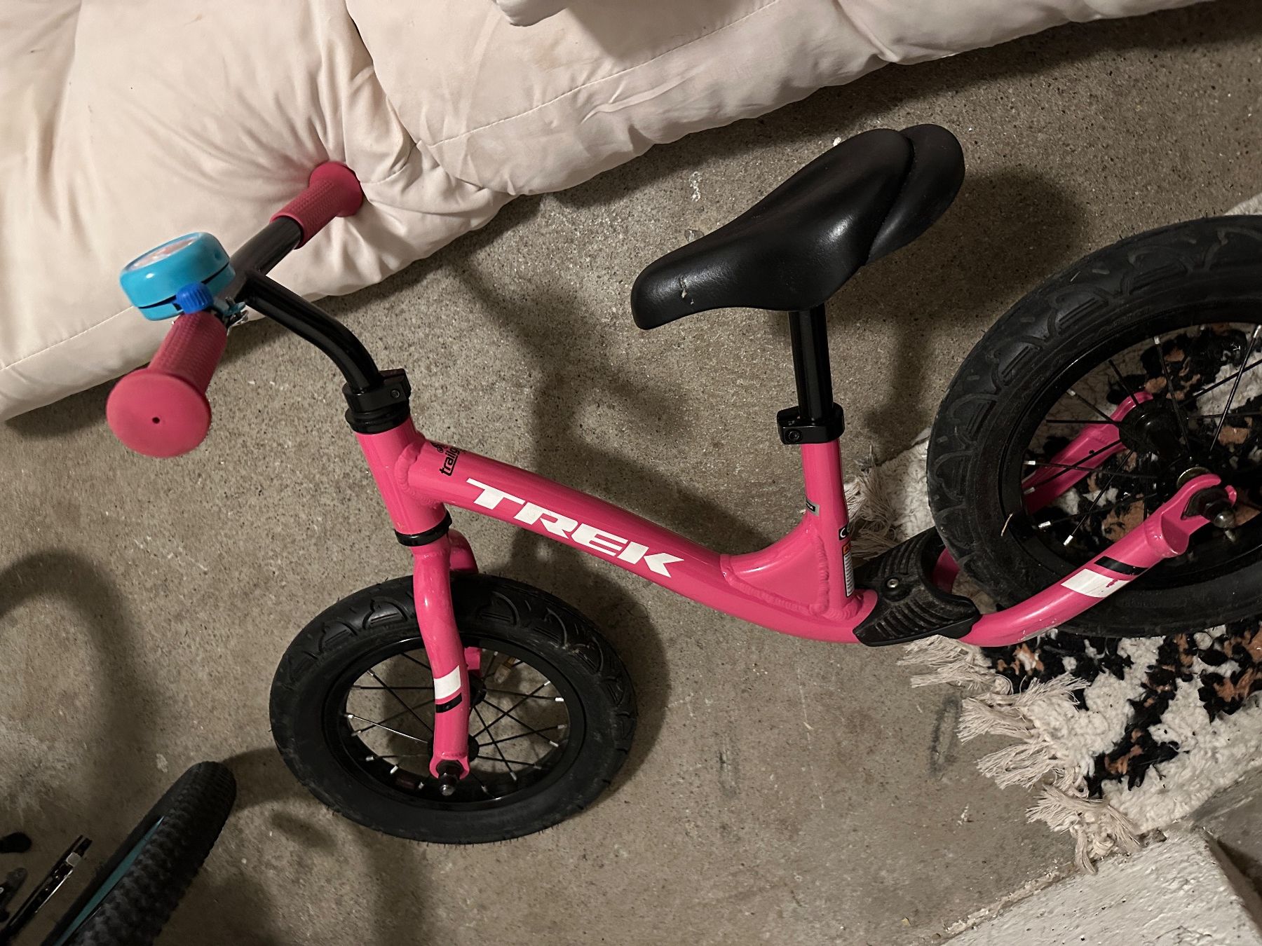 Véhicules pour enfants: Trek Laufrad – D'occasion à Allschwil par 6restedmSm 1