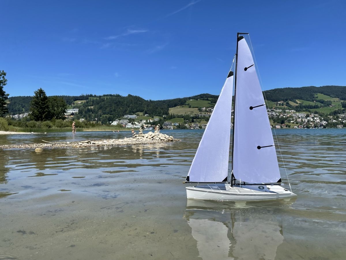 Graupner Modellismo RC: Segelschiff inkl RC – Usato da Büren NW venduto da Aerobatx