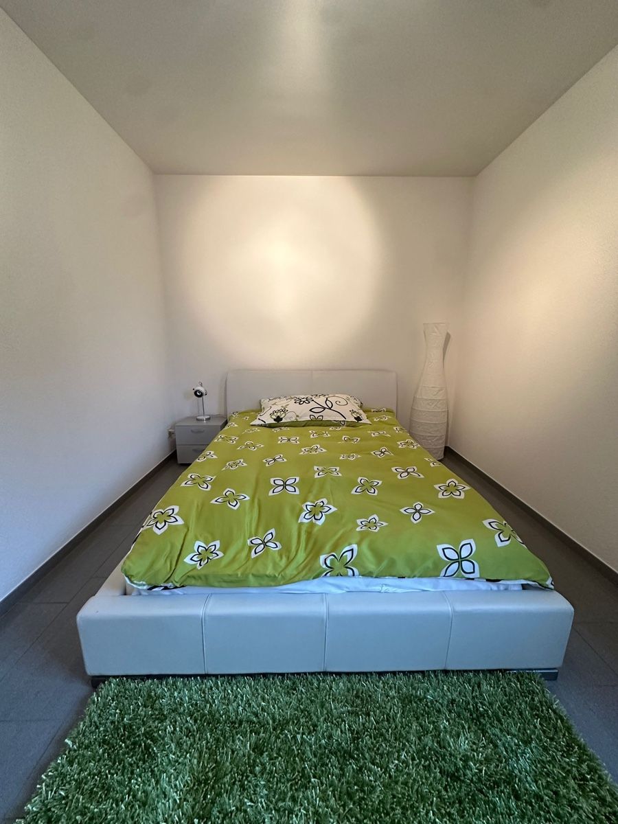 Letti: Bett komplett 140x200cm  – Usato da Eglisau venduto da Freshjive 1