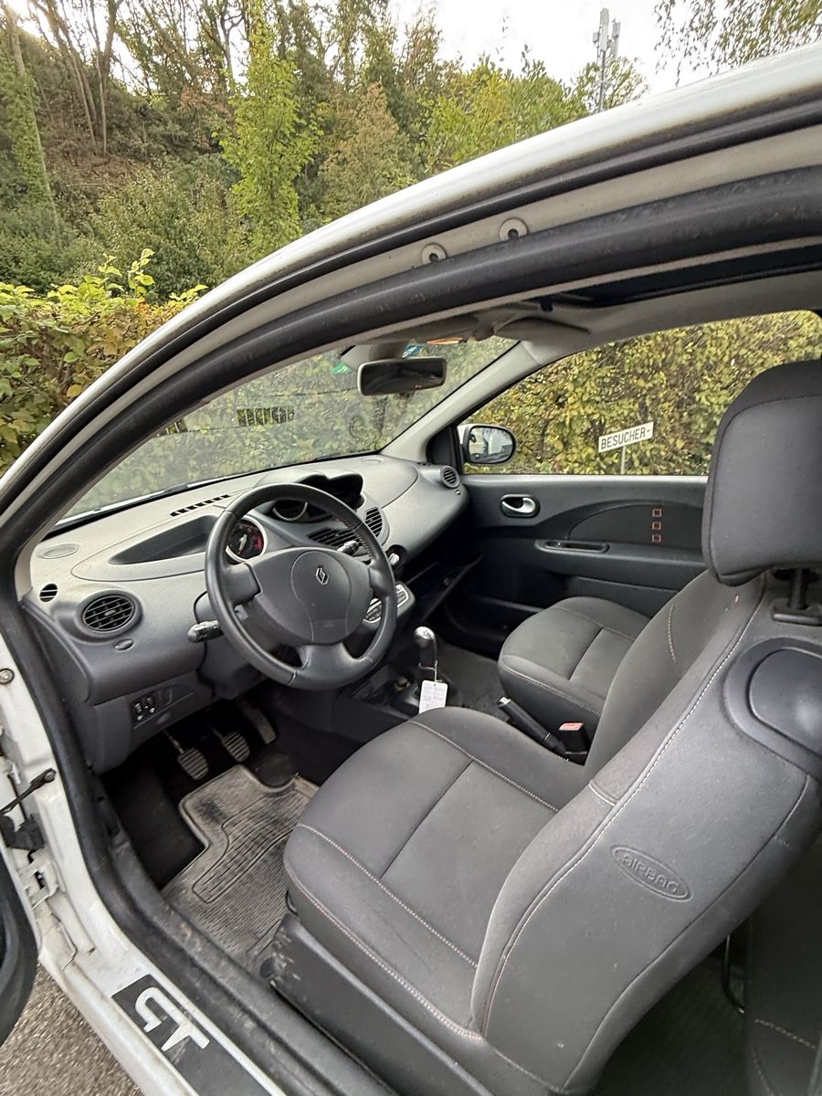 Renault Autos: Renault Twingo – D'occasion à Schaffhausen par Aebi_5457 7