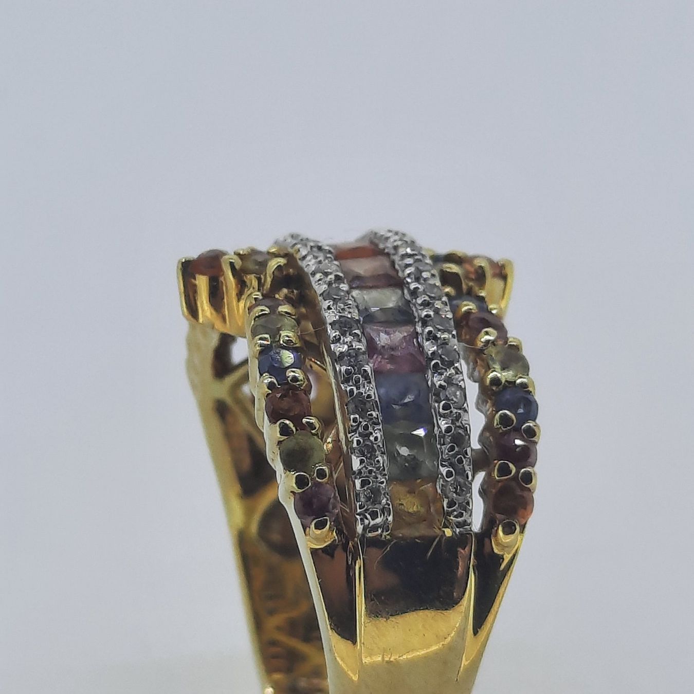 Anelli: Hochwertiger Goldring mit prächtigen Edelsteinen – Usato da Unterägeri venduto da Altgoldschmuck 4