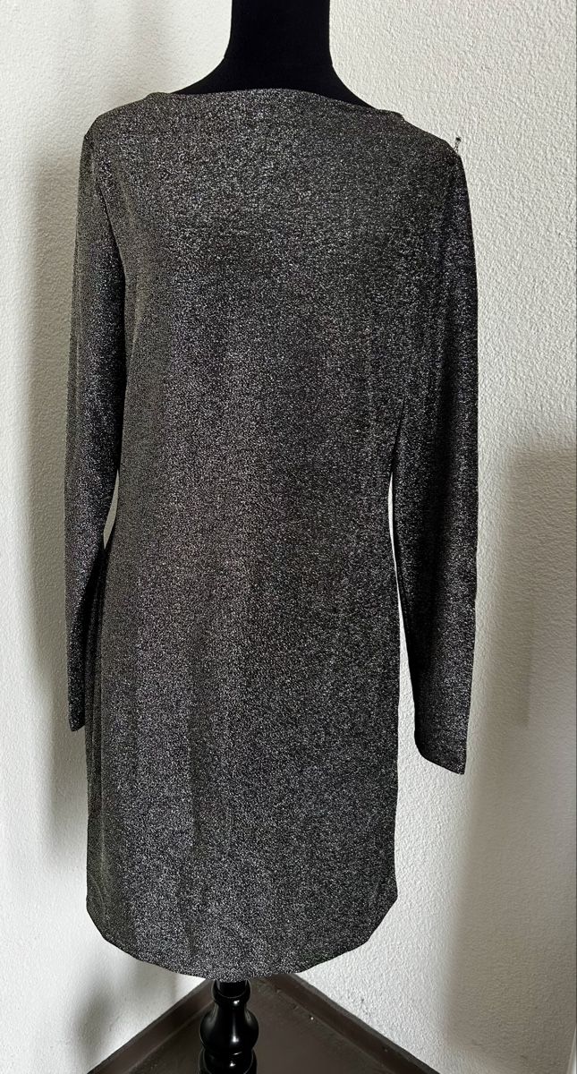 H&M Robes: Kleid m rückenfrei schwarz mit Silber  – Neuf (Voir description) à Siebnen par fulli2