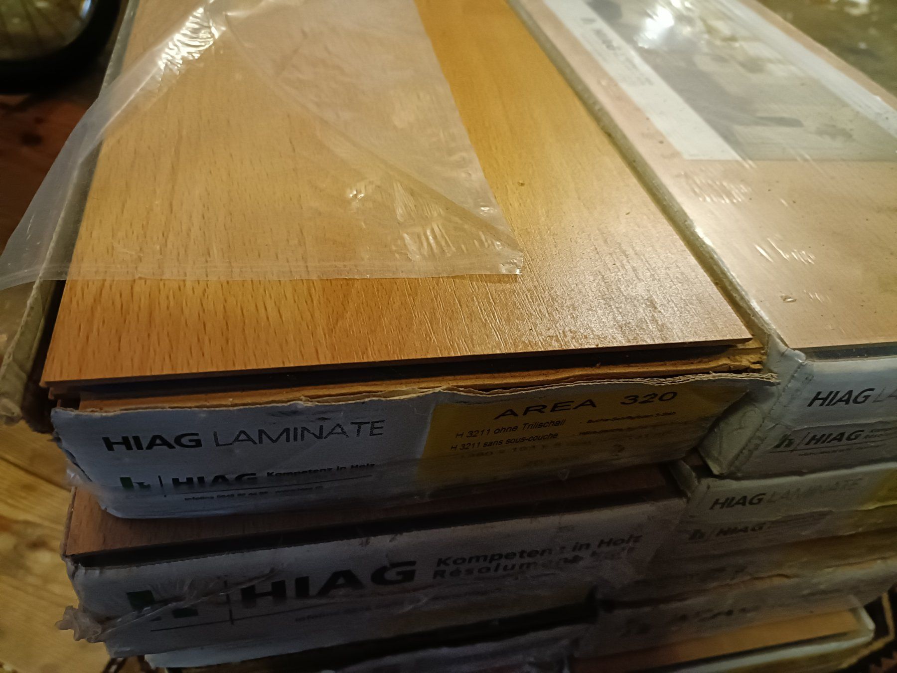 Rivestimenti per pavimenti: Laminat 21qm. – Usato da Köniz venduto da Brockenreich 5