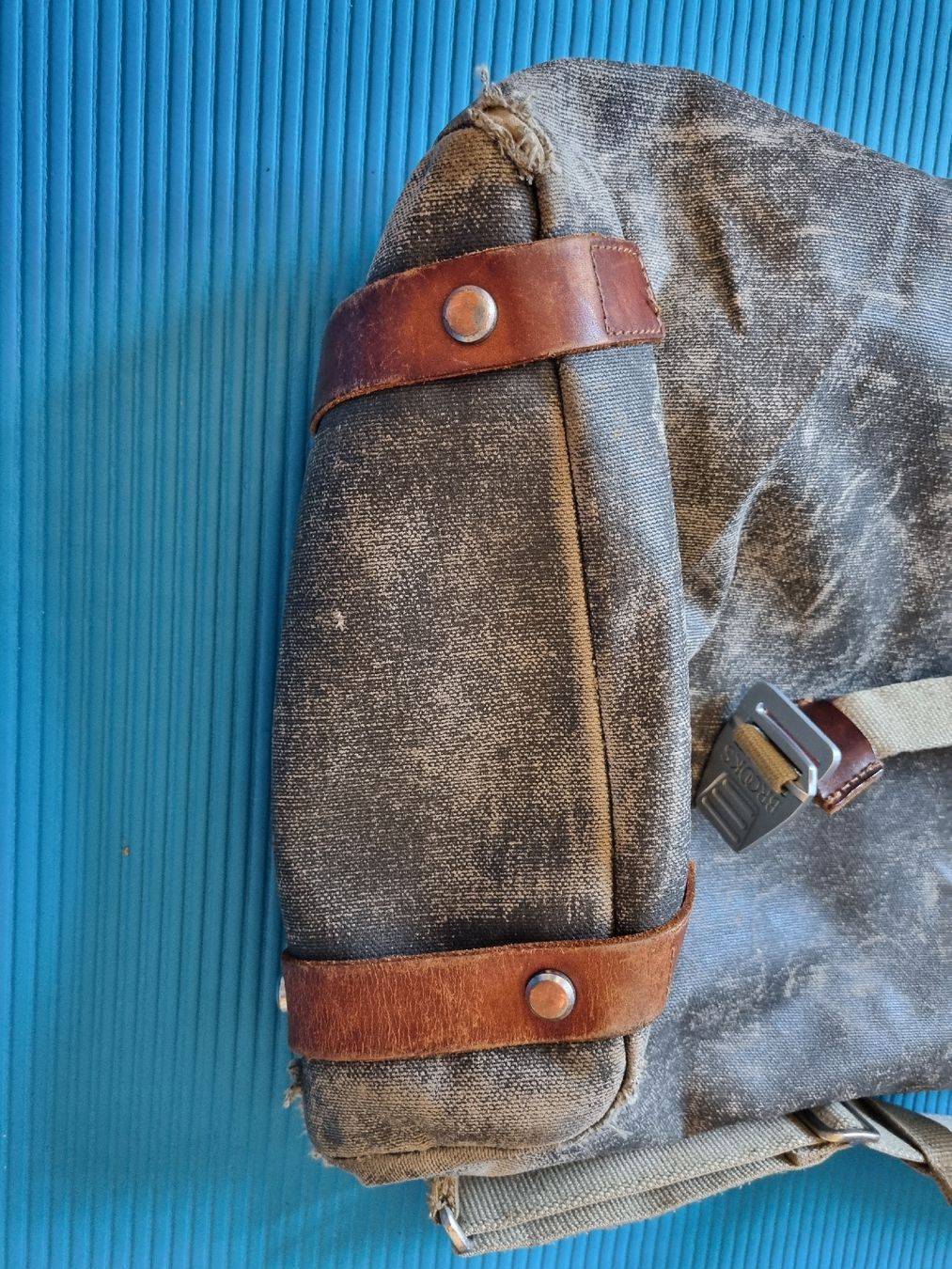 Brooks Zaini: brooks Rucksack,  – Usato da Basel venduto da Waranwaran 1