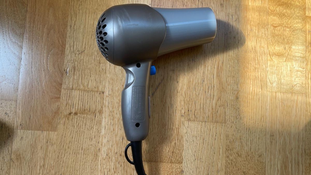 Föhn: Haarfön mit USA Stecker – Gebraucht aus Zürich von kuengka 1