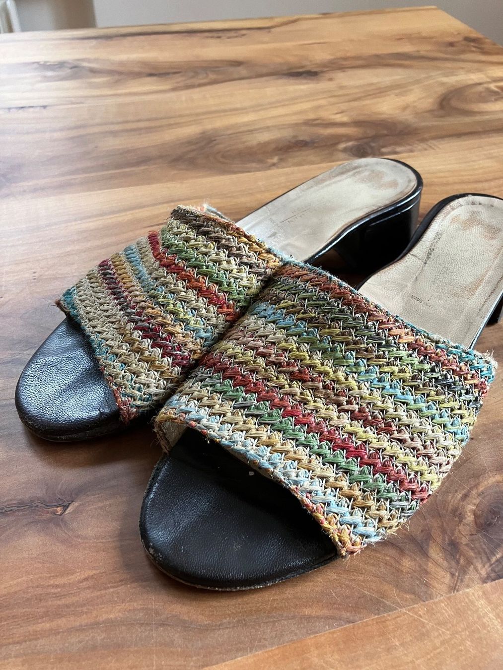 Damenschuhe: schöne, bunte Sandalen Grösse 39 – Gebraucht aus Bern von sturmmoewe