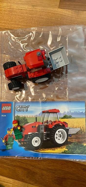 Lego Jouets: Lego City - Traktor – D'occasion à Zumikon par ems_6kdb