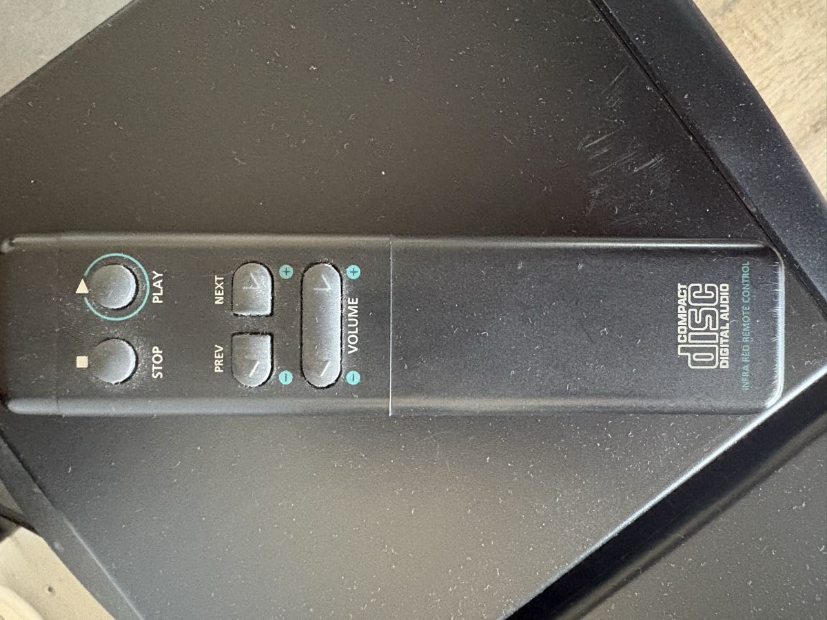 Philips Systèmes audio & multimédias: Philips Stereoanlage – Neuf (Voir description) à Küssnacht am Rigi par Wir-3 3