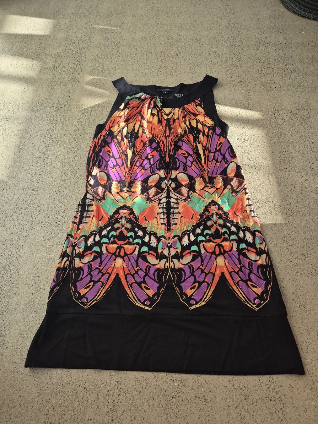 Kleider: Elegantes Sommerkleid – Gebraucht aus Schlieren von nat_76vd