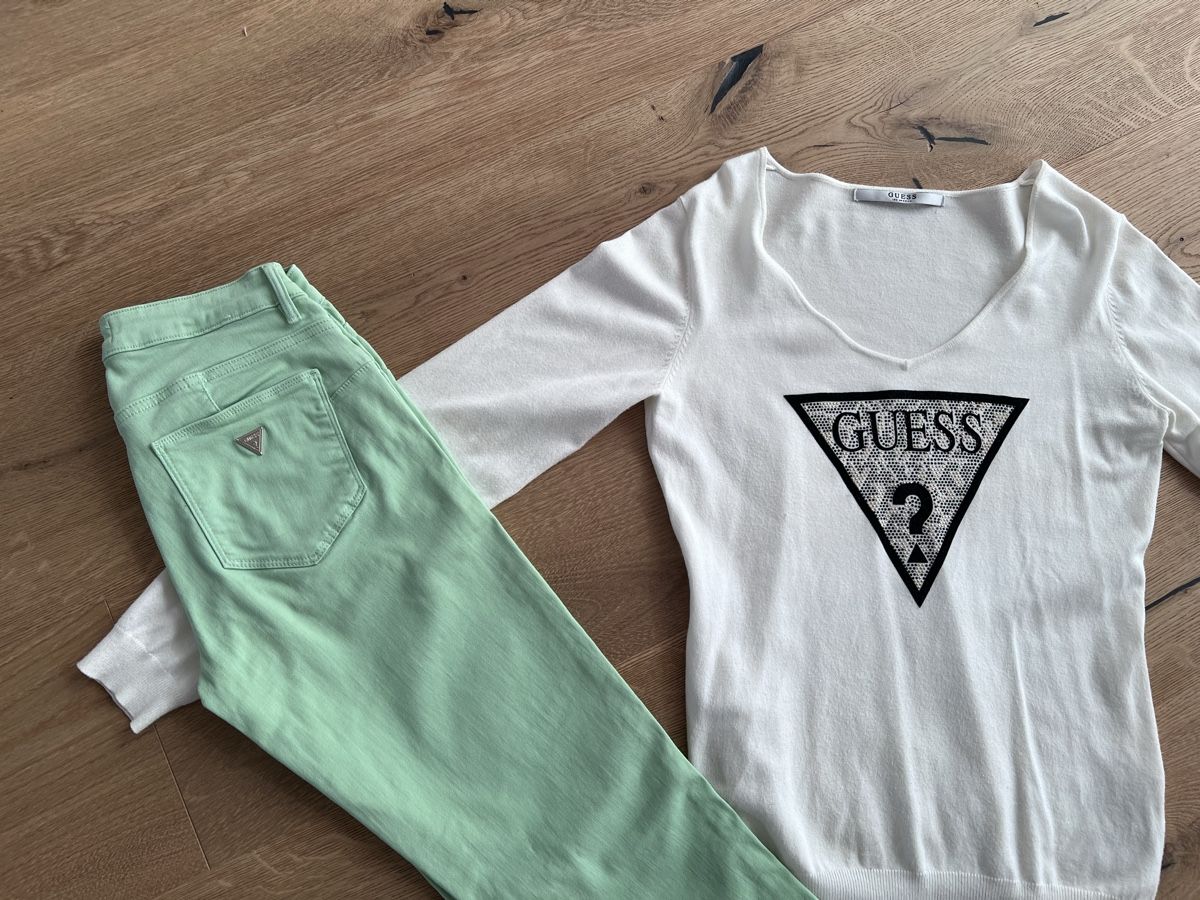 Guess Kleiderpakete: Guess set – Gebraucht aus Herbligen von nic_q8yn 4