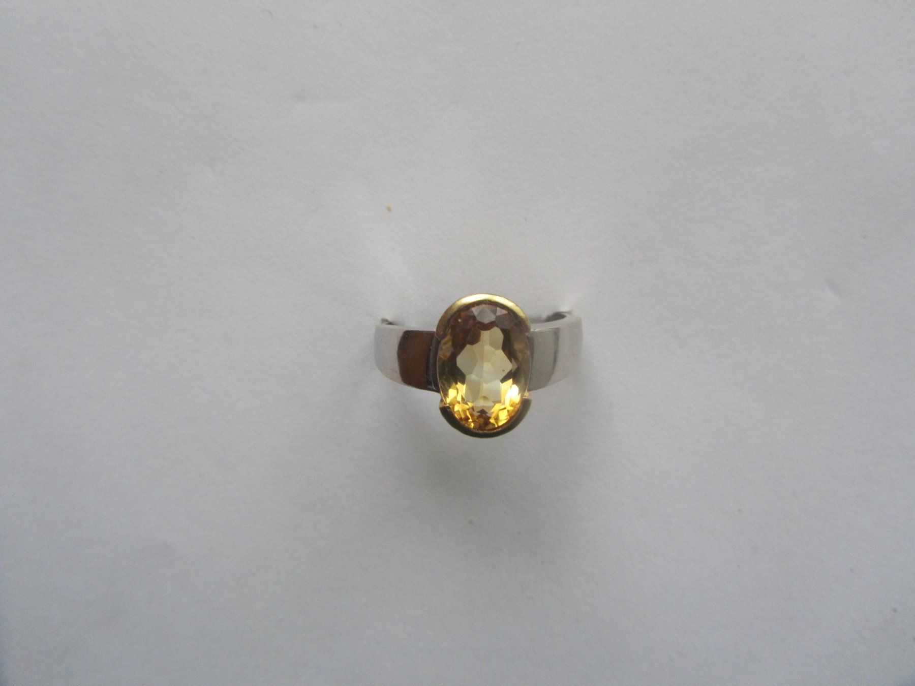 Anelli: Gelbe Beryll-Ring. 18 K.Gold – Usato da Luzern venduto da Lucernauno 1