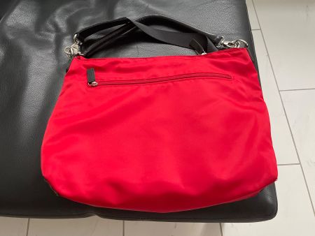 Tasche rot mit Laptop-Fach und Schulterriemen