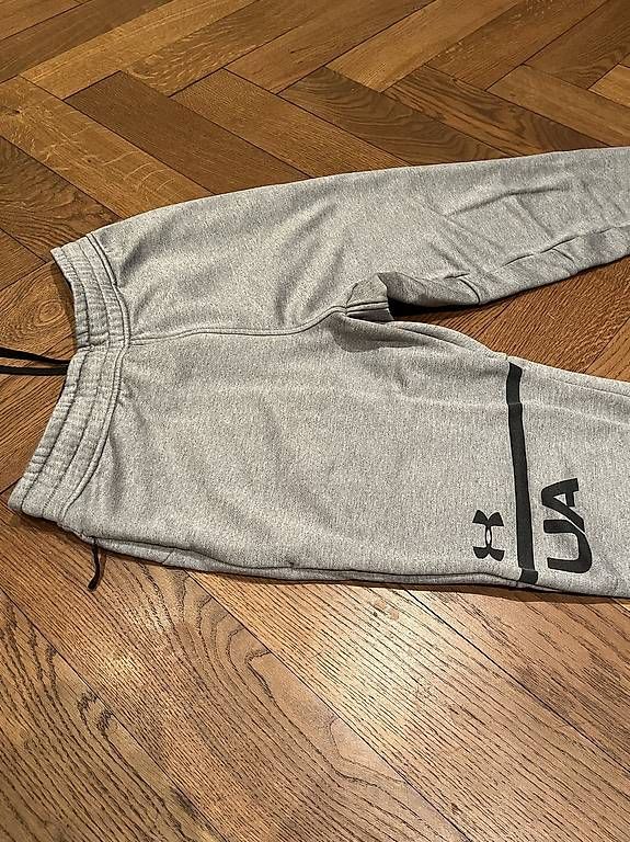 Hosen: Under Armour Trackpant / Grösse: M – Gebraucht aus Bern von lukas.hartmann 3
