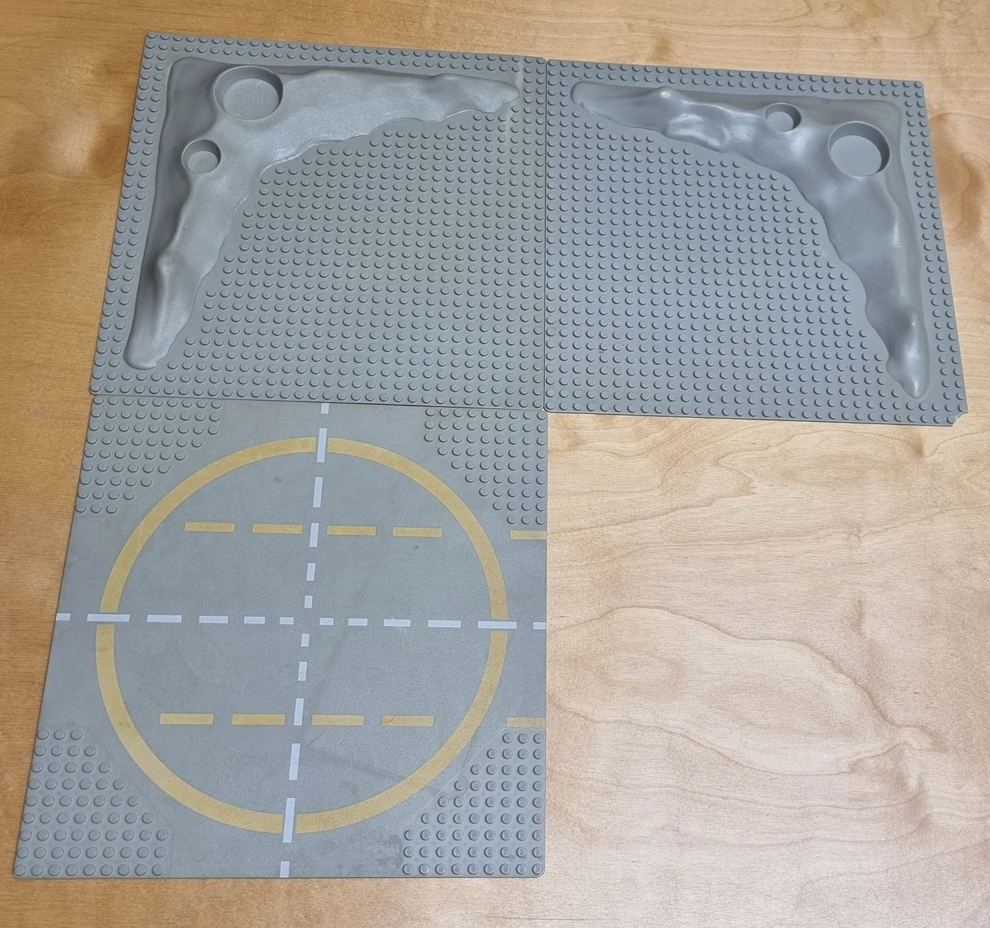 Lego Kit di costruzioni: LEGO 3x Space Baseplates 32x32 – Usato da Basadingen venduto da tot_59zf