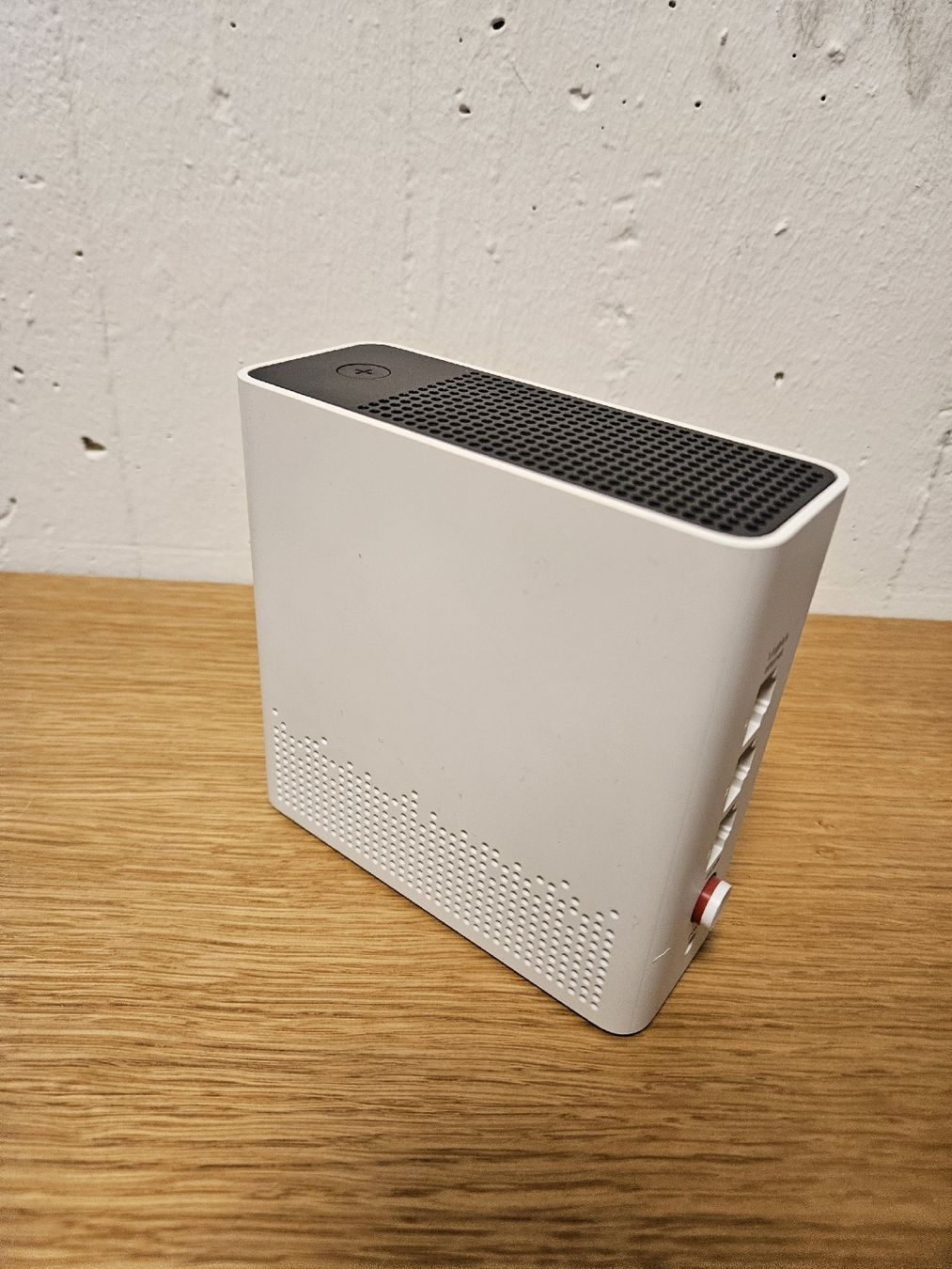 Amplificatori: WLAN Box 2 Swisscom – Usato da Langnau am Albis venduto da Richard77 2