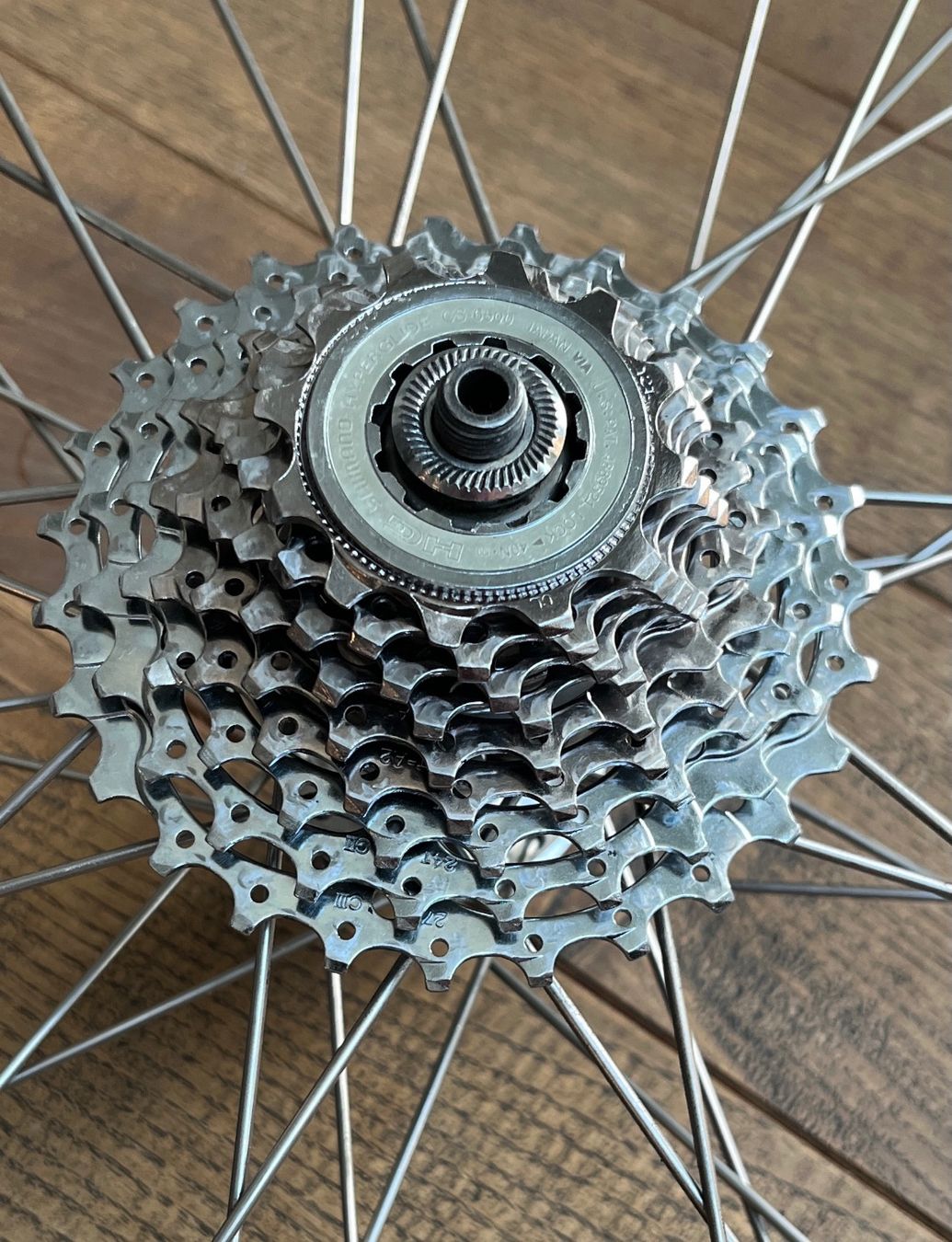 Shimano Pezzi di ricambio: Laufradsatz Shimano Ultegra – Usato da Bern venduto da estebandelahoya 3