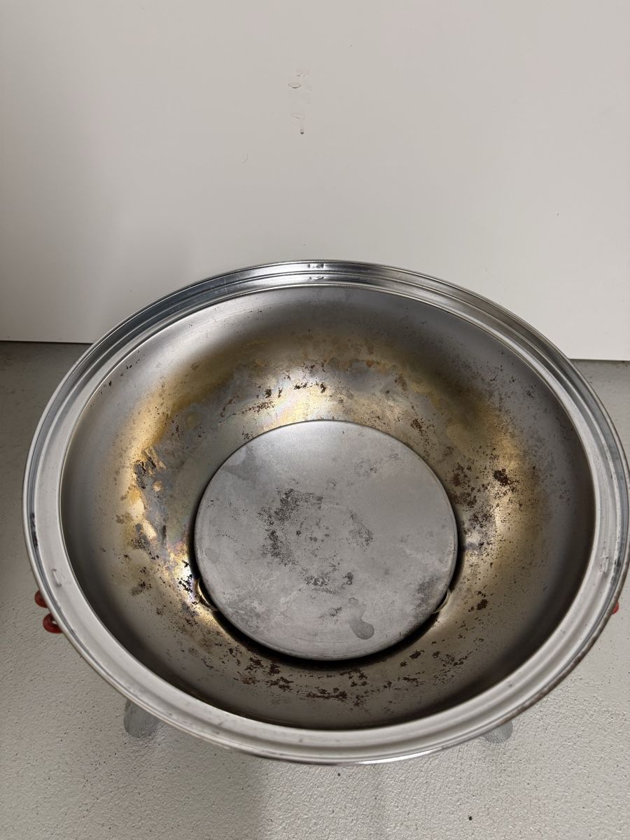 Griglie: Bodum Kugelgrill mit Deckel – Usato da Schachen LU venduto da Jenny_geen 2