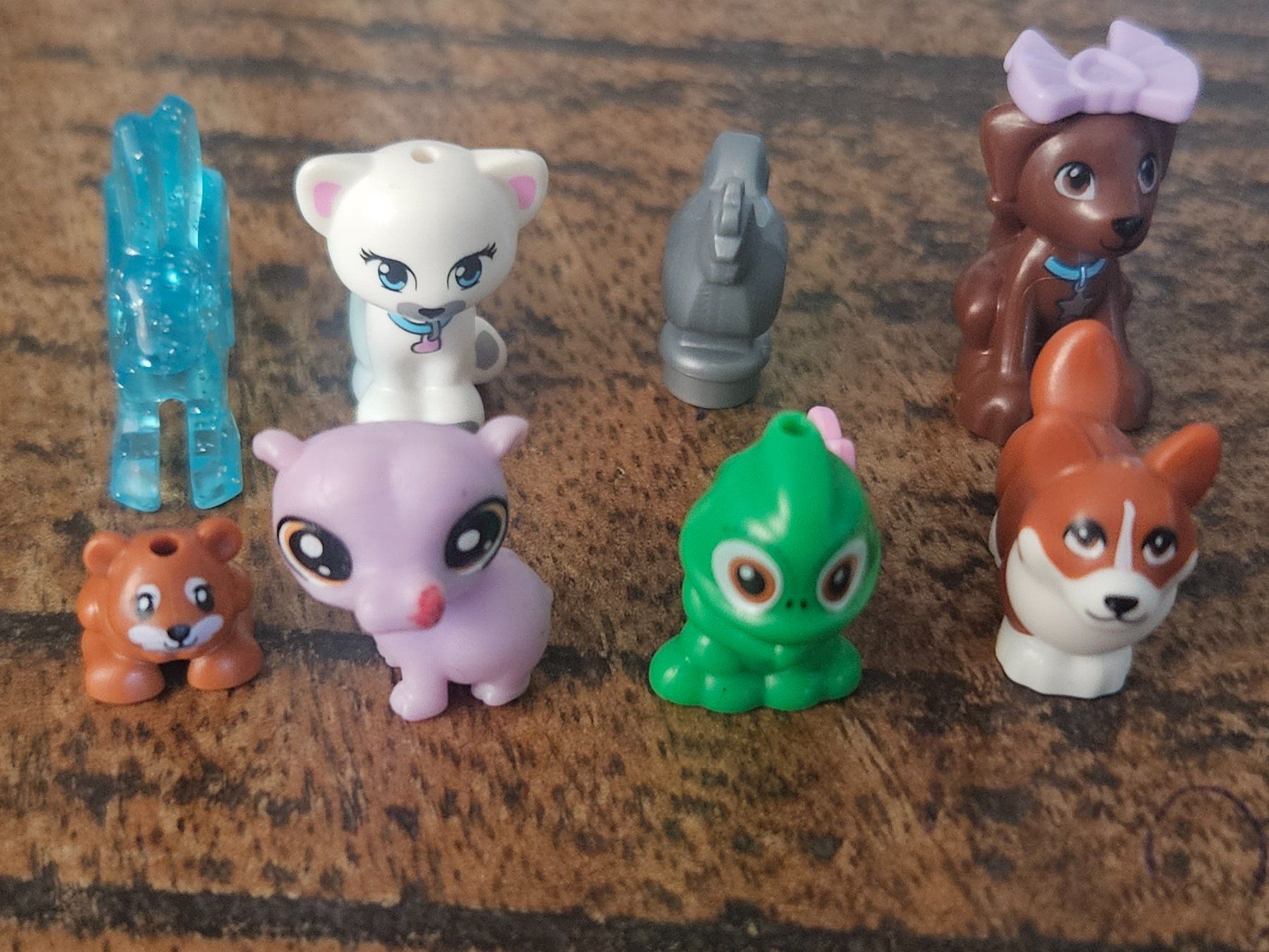Lego Kit di costruzioni: lego  figurines  lot de 8 animaux – Usato da Confignon venduto da Ecrofigs