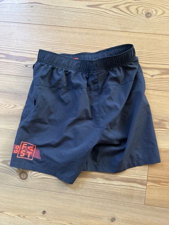 Sportliche Shorts Grösse 152