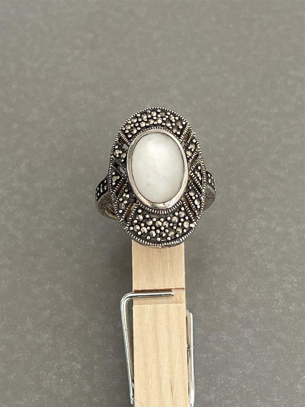 Anelli: ART DECO Perlmutt Markasiten Ring Rg57 – Usato da Basel venduto da gretchen03