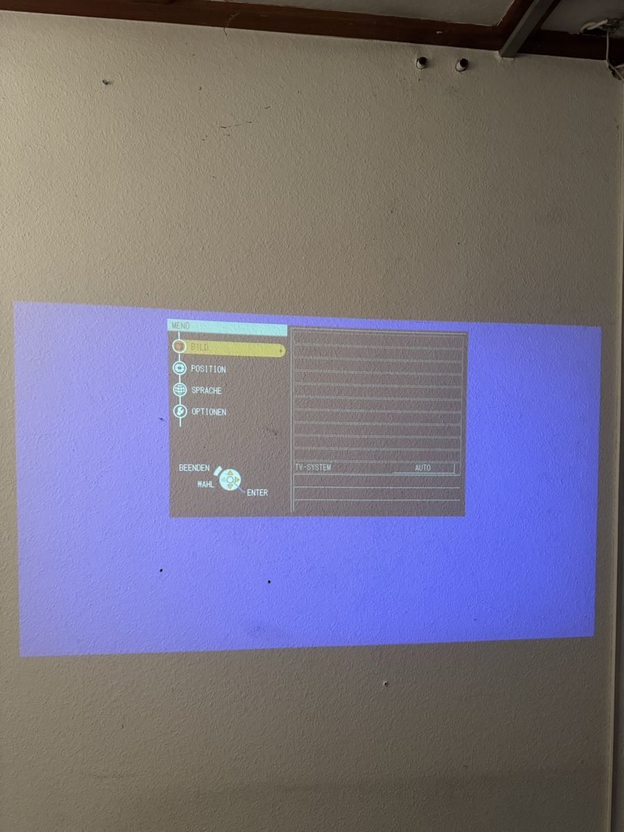 Panasonic Videoprojektoren: Beamer Panasonic PT-AE900E – Gebraucht aus Lausen von Mutuli 2