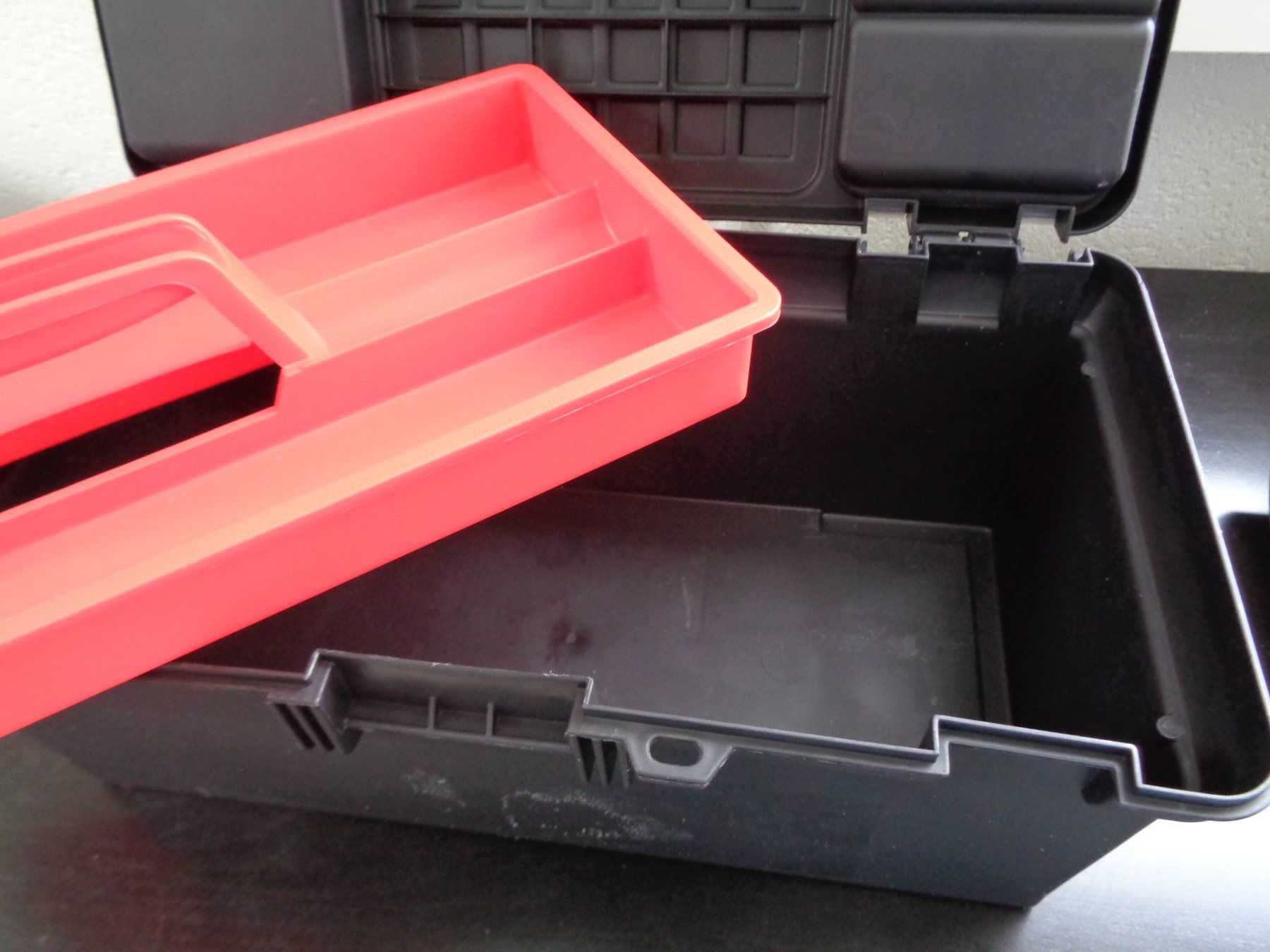 Tous les outils: Handlicher Werkzeugkoffer TUFF-STUFF – D'occasion à Langenbruck par Gumsi 3