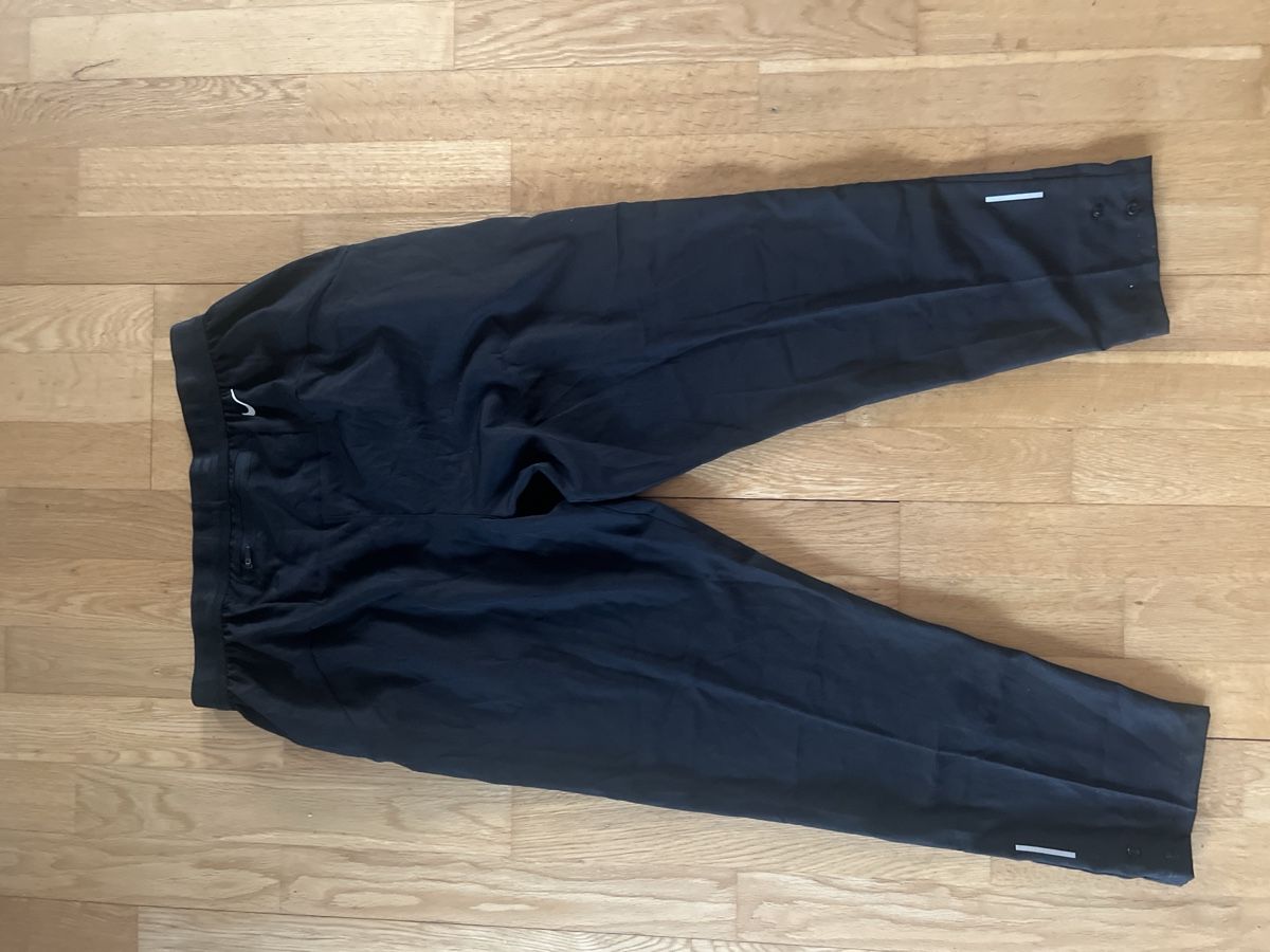 Nike Pantalons: Pantalon nike trail taille m – Neuf (Voir description) à Vauffelin par lia_957c 1
