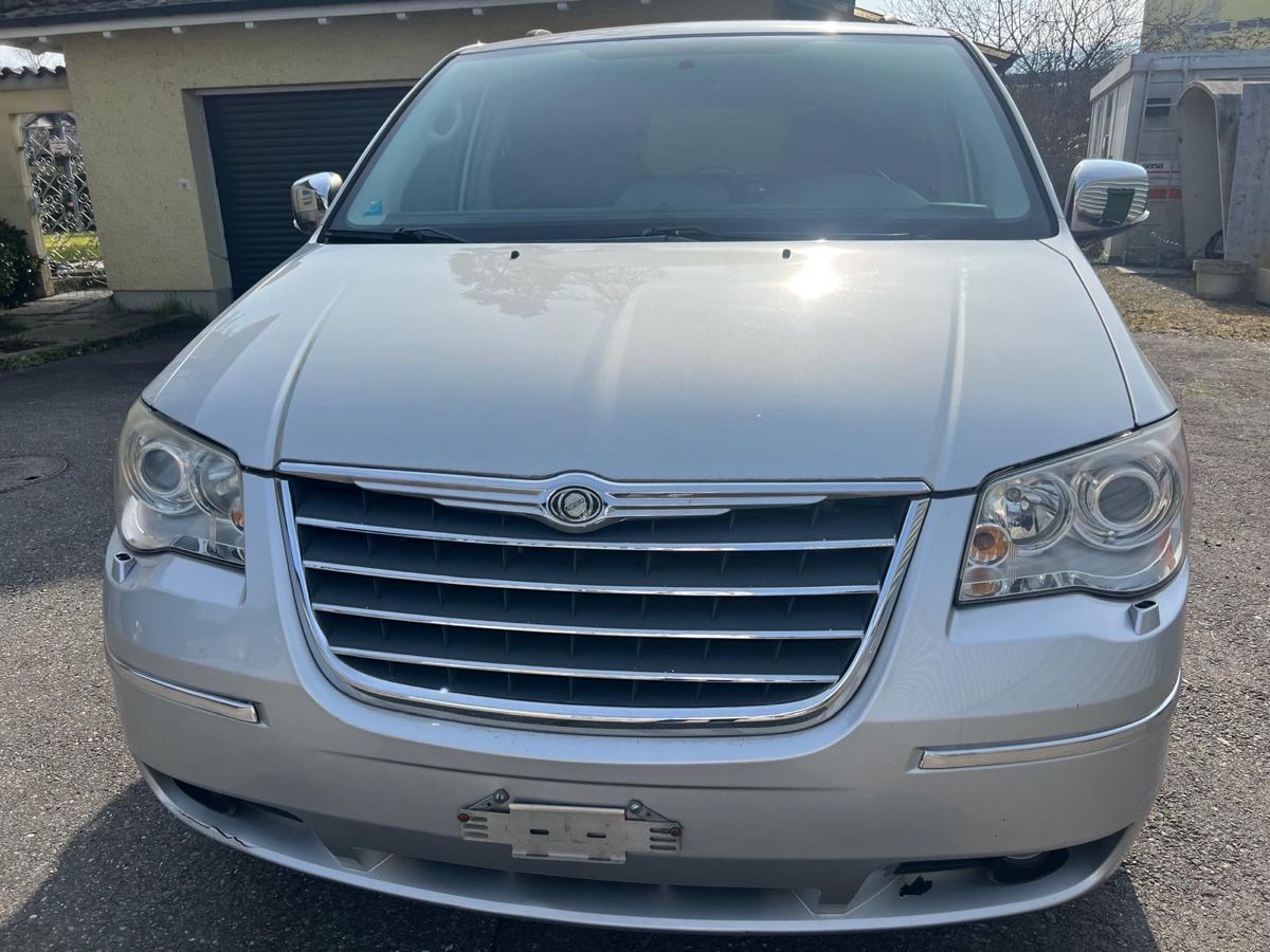 Chrysler Automobili: Chrysler Grand Voyager 2.8 CRD Limited Automatic – Usato da Spreitenbach venduto da jml57