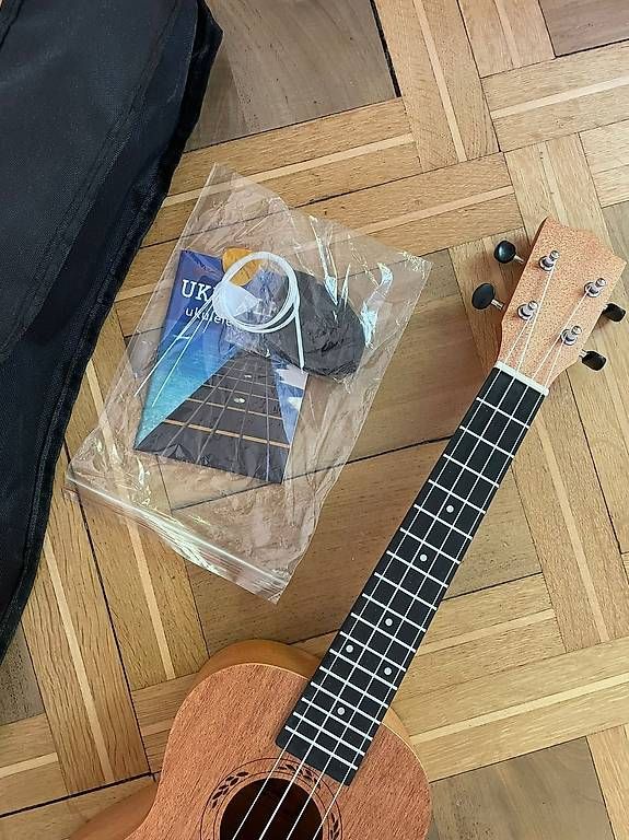 Musikinstrumente: Ukulele  – Gebraucht aus Basel von isa_sv55 2