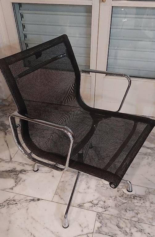Sedie: Eames Aluminium Chair EA 108 – Usato da Zürich venduto da Omega_Kappa 2
