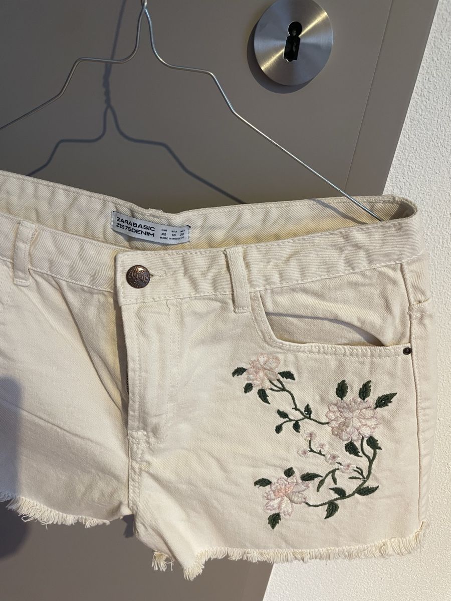 Zara Pantaloni: Zara Jeans Shorts Gr. 42 – Nuovo (secondo la descrizione) da Zürich venduto da Mary233 1