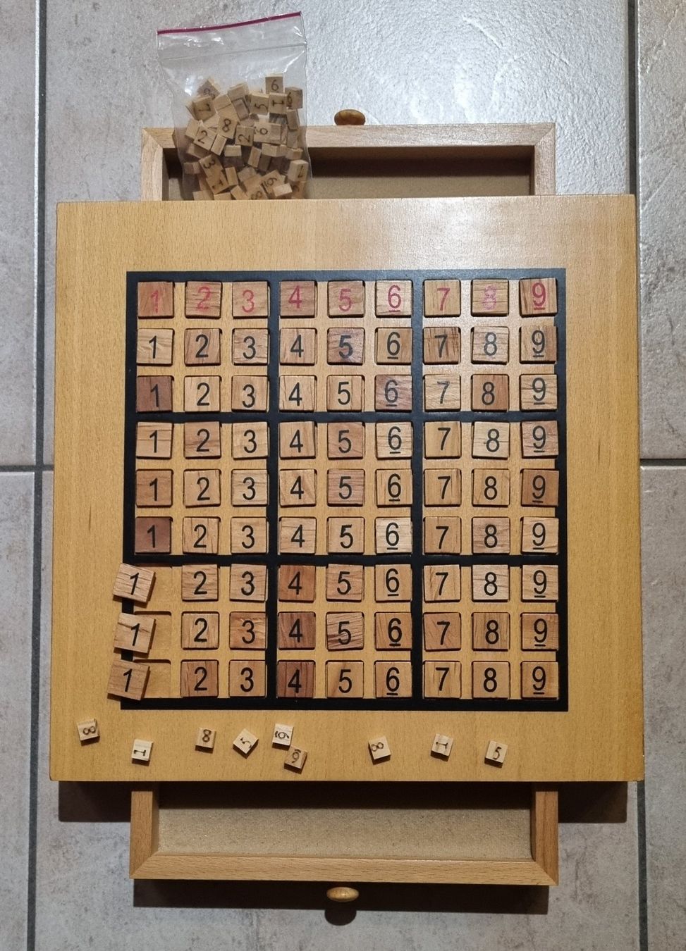 Giochi: Sudoku Holz-Box mit Schubladen – Usato da Nürensdorf venduto da Rira5