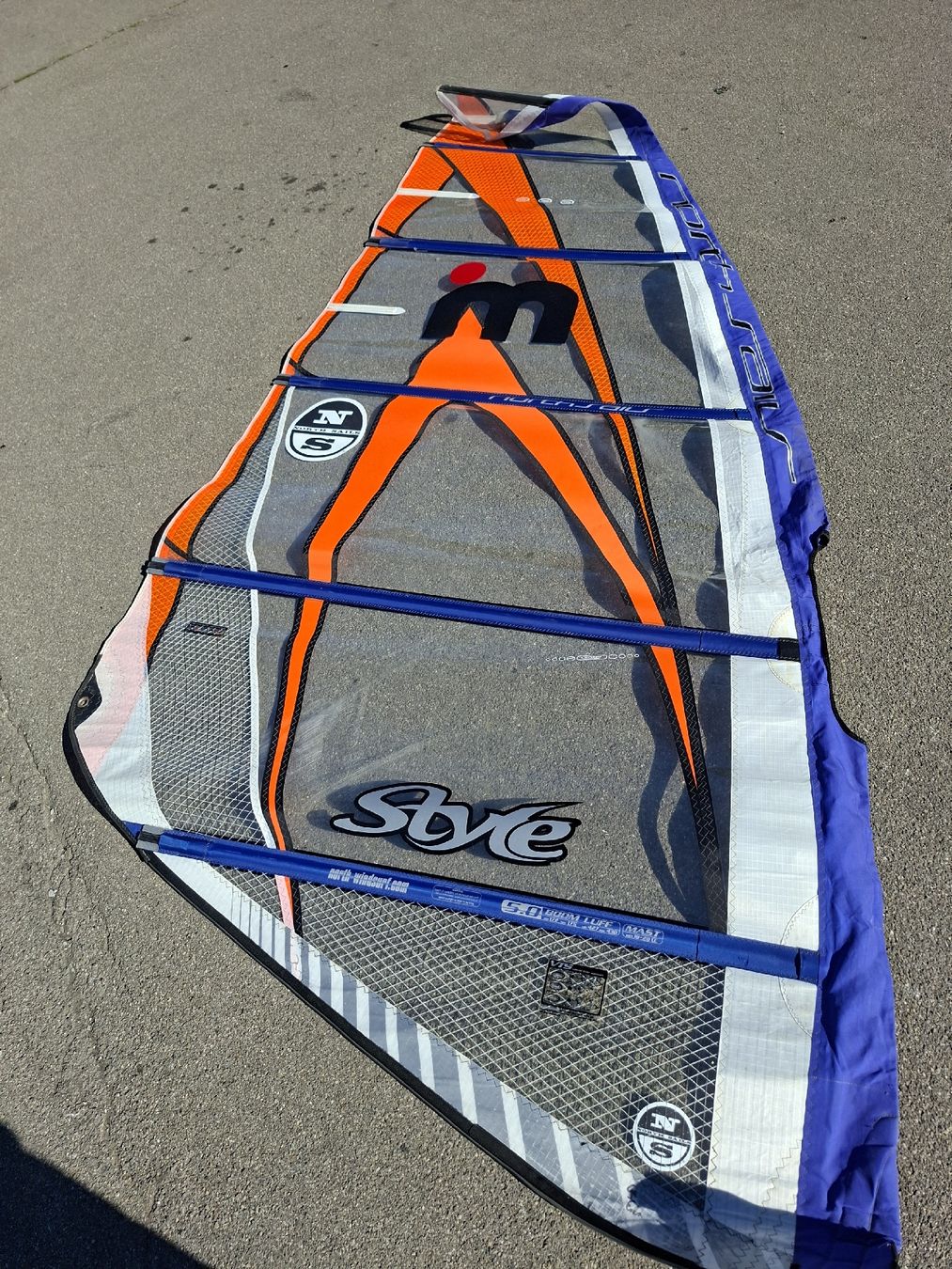Mistral Planches de surf: Mistral Windsurfset komplett  – D'occasion à Fällanden par Nmustang 1