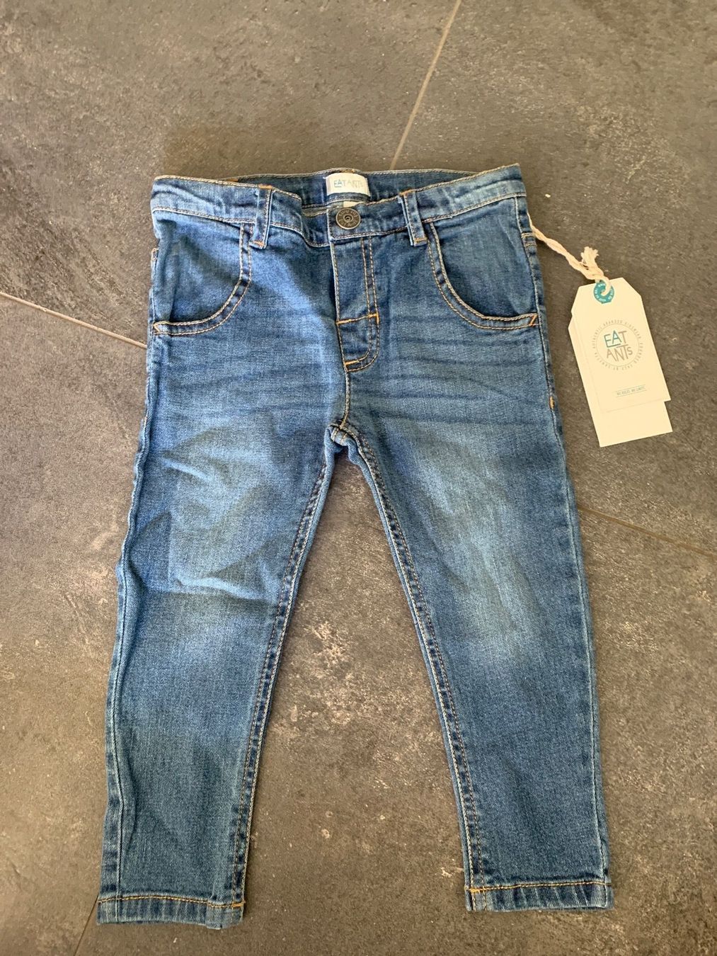 Pantaloni: neue Jeans Gr. 86 – Nuovo e nell'imballaggio originale da Worblaufen venduto da Savanne05
