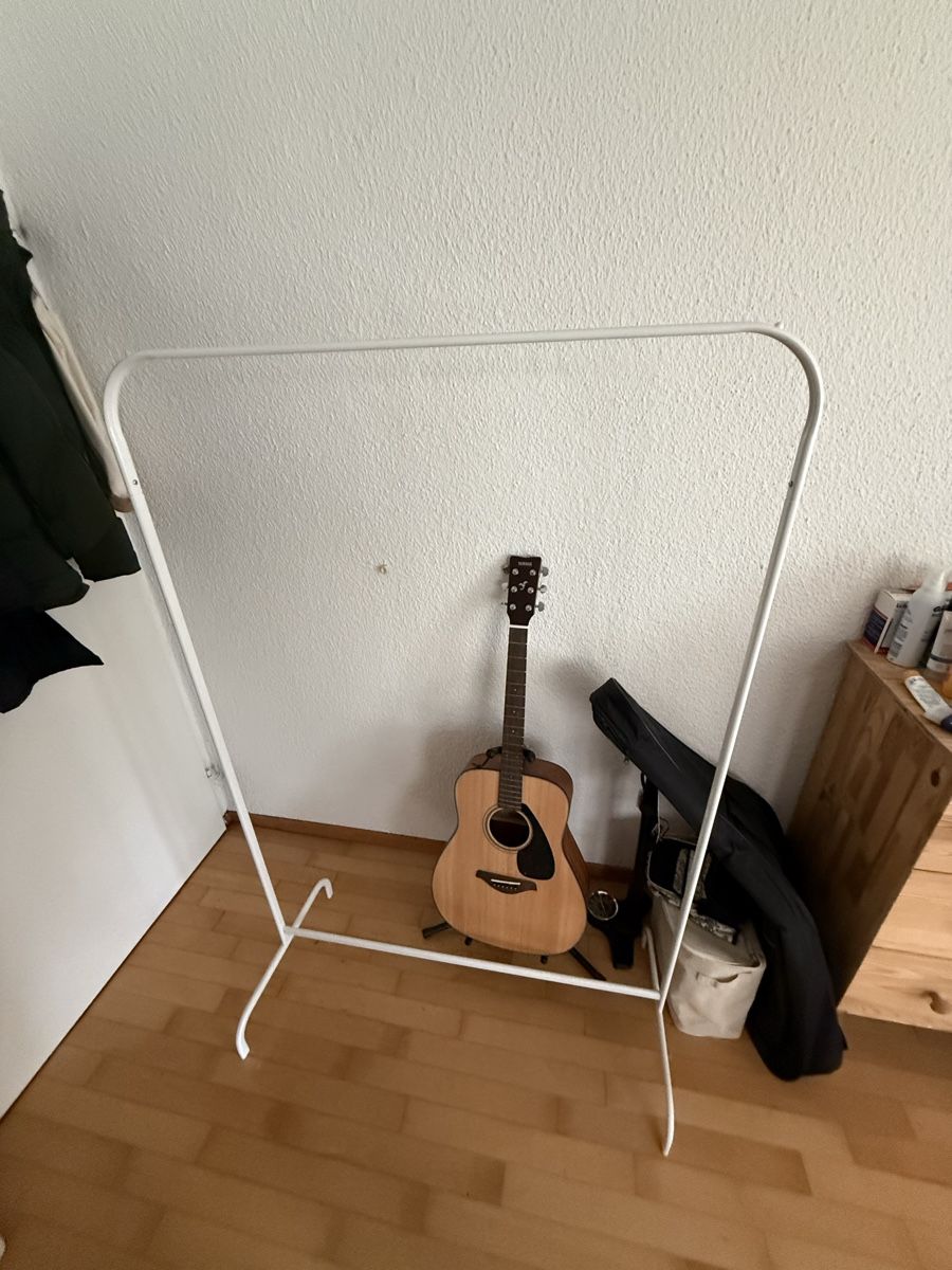 Altri accessori: Clothes rack – Usato da Zürich venduto da pet_8zjv