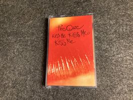 The Cure - Kiss Me Kiss Me Kiss Me (MC)