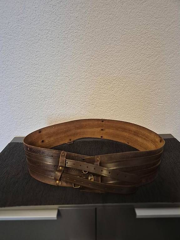 Ceintures: Wikinger Ledergürtel – D'occasion à Ramiswil par dan_9zny