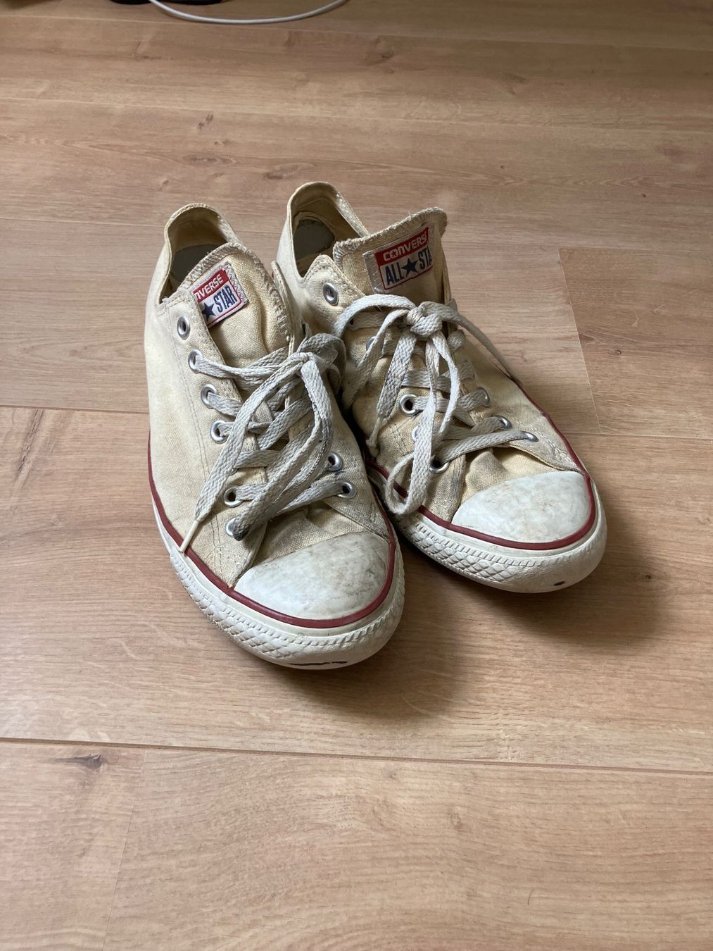 Scarpe da uomo: Baskets Converse All Star beige taille 42.5 usées – Usato da Epesses venduto da rom_r925