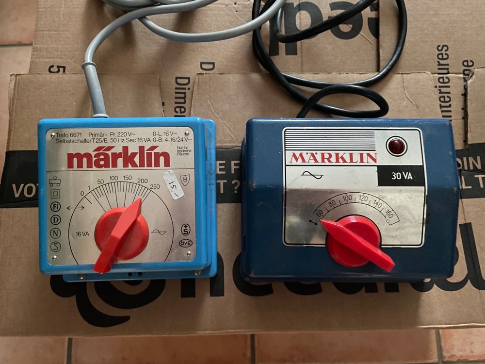 Märklin transformateur pour train électrique (Gebraucht) in Estavayer — free download