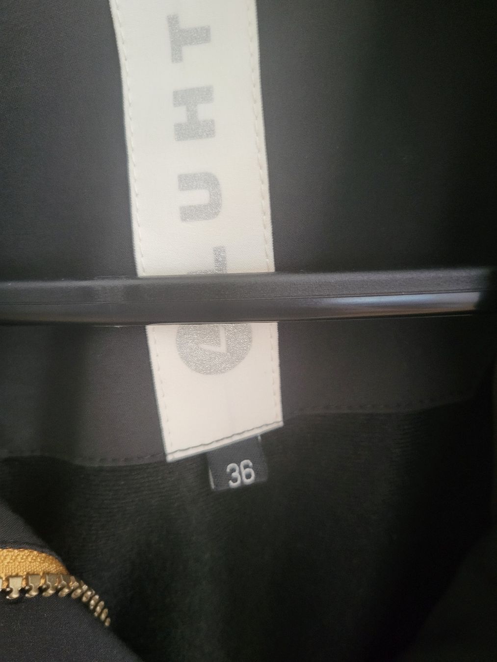 Vestes: Neuwertige Lutha Windjacke Gr. 36 – D'occasion à Seewen SZ par pw14 2