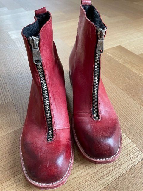 Damenschuhe: NEU: Wunderschöne rote Stiefeletten 36 – Neu (gemäss Beschreibung) aus Bern von Delirious 5