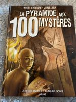 LA PYRAMIDE AUX 100 MYSTERES   VIVEZ L'AVENTURE  LIVRE- JEU