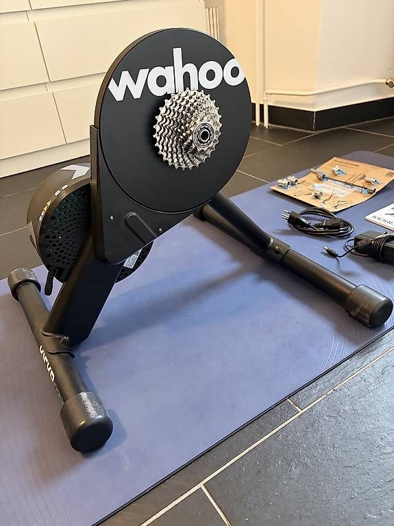 Wahoo Hometrainer: Wahoo kickr core – Gebraucht aus Giubiasco von Cardi87