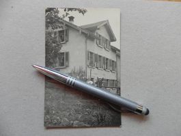 Echtphoto Karte Herisau Appenzell Wohnhaus ca. 1925 Familie