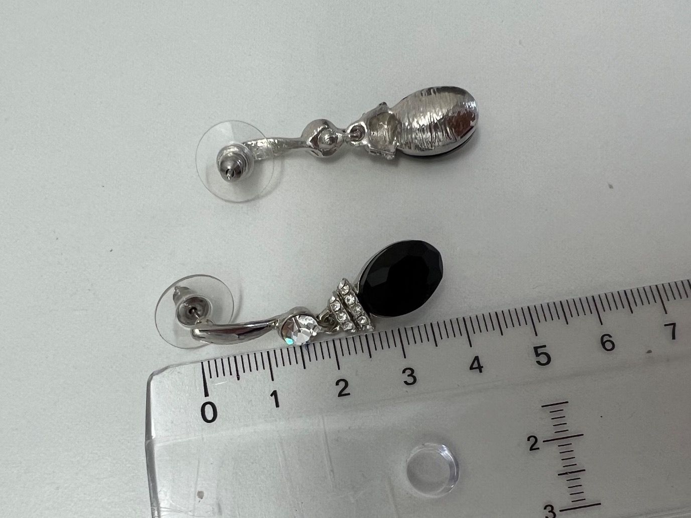 Ohrringe & -stecker: Ohrringe/-hänger silbern/schwarz - Modeschmuck – Gebraucht aus Jona von n.ferrari 1