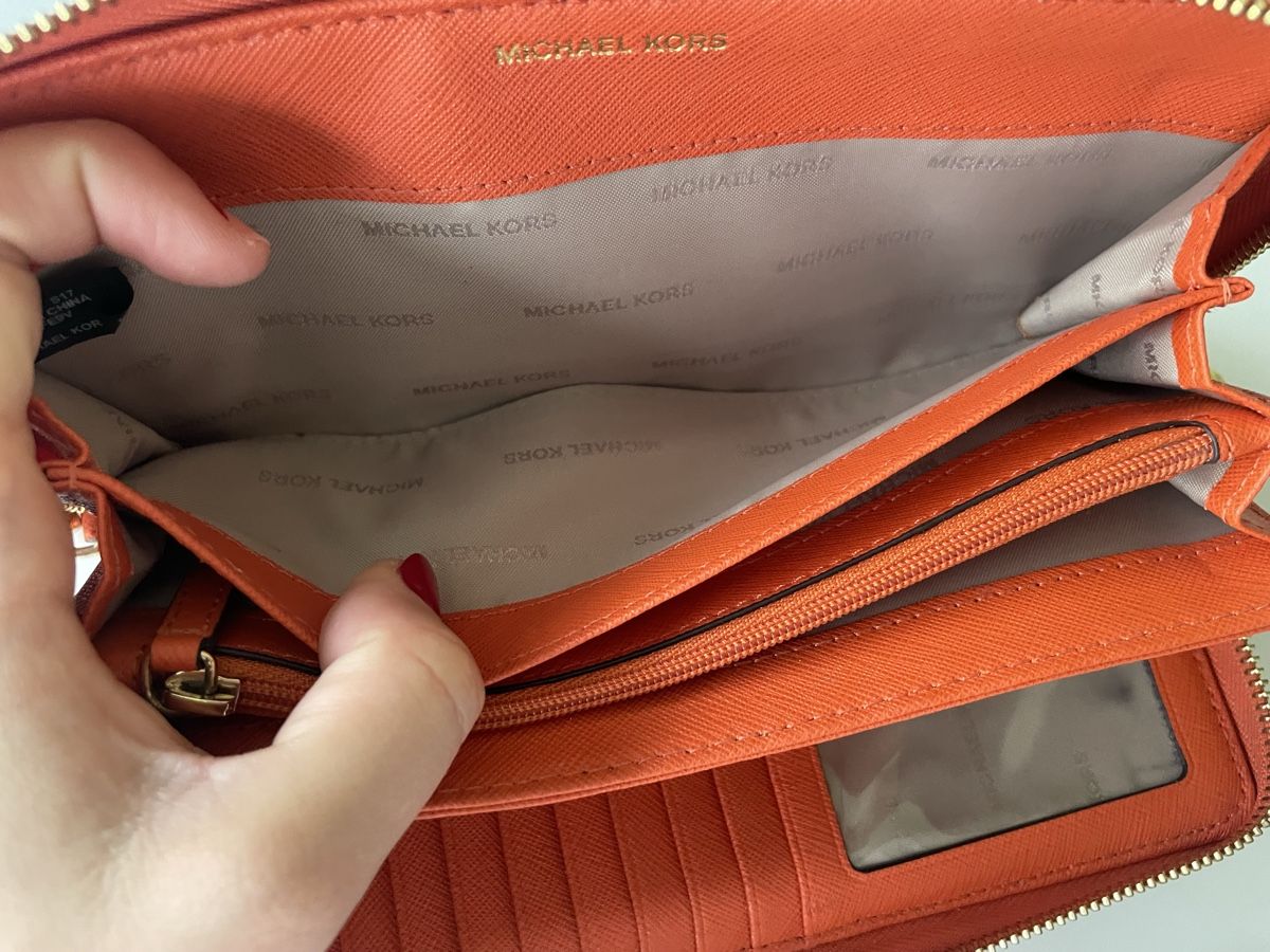 Michael Kors Portafogli: MICHAEL KORS PORTEMONNAIE – Usato da Zürich venduto da nayawe 4
