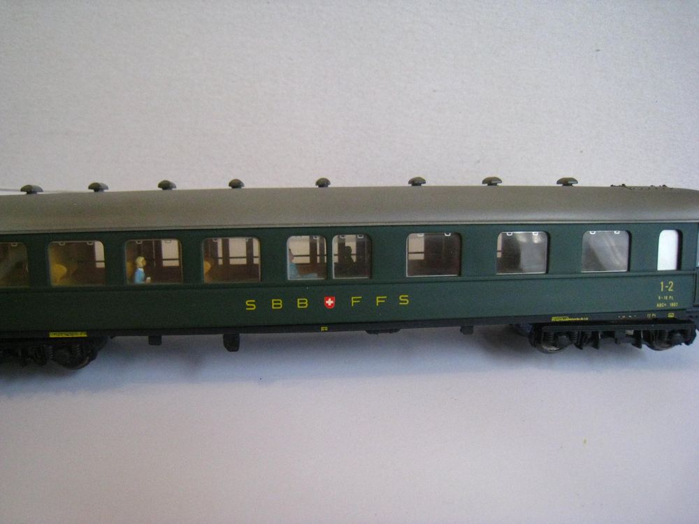 Metropolitan Modelleisenbahnen: Metrop, 5 Wagen-Set der SBB RIC, mit Kurzkupplungskinematik – Gebraucht aus Buchs ZH von swiss-train 4