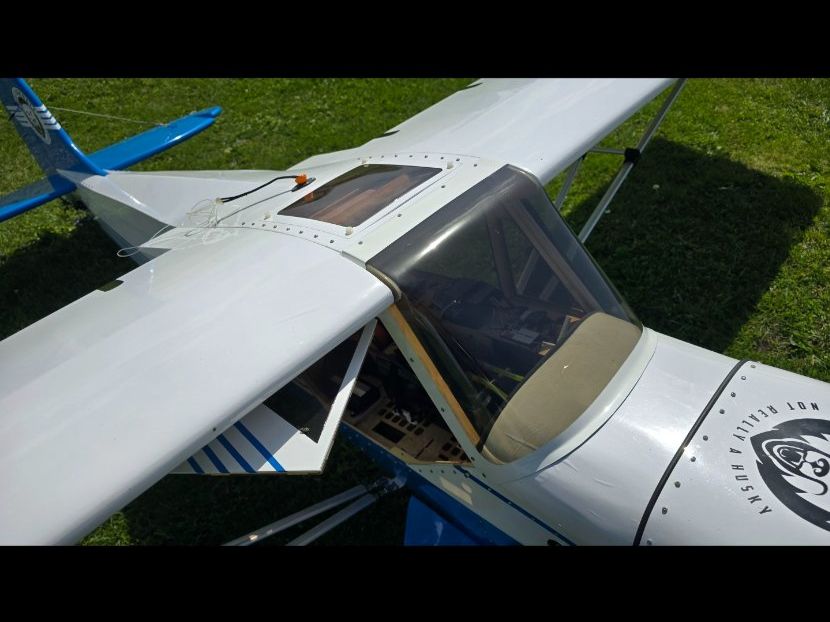 Modellismo RC: Husky grupp model 3m60 dle 130 – Usato da Môtiers NE venduto da Antho330 2
