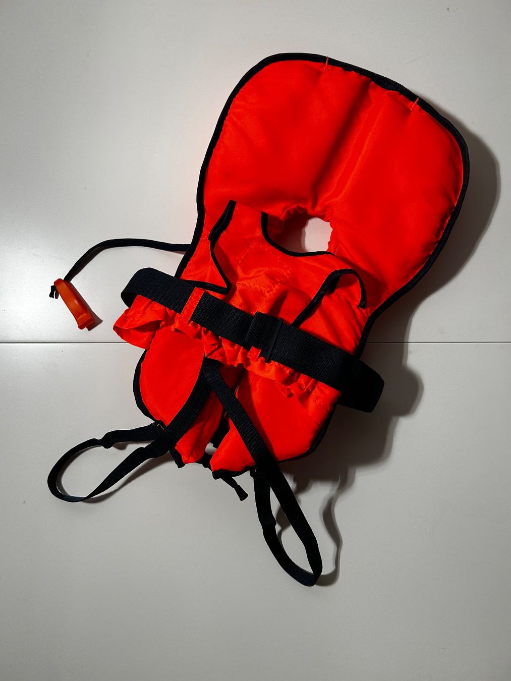 Helly Hansen Giubbotti di salvataggio: Rettungsweste Kinder 20-35 kg Helly Hansen – Usato da Lyss venduto da thm_75vk 1